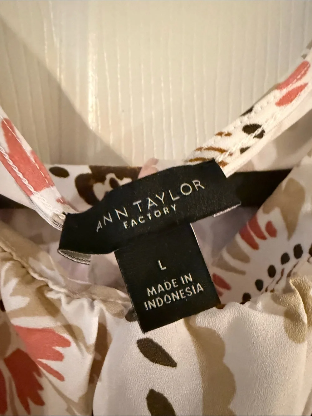 Ann Taylor Factory Floral Sleeveless Blouse - Pink, Tan & White